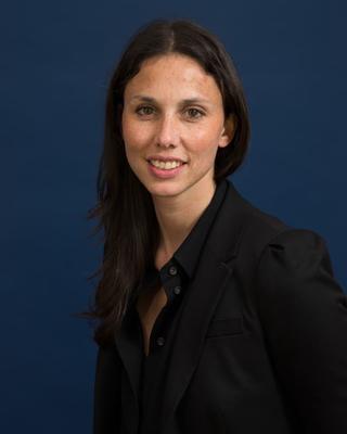 Catherine Utt headshot