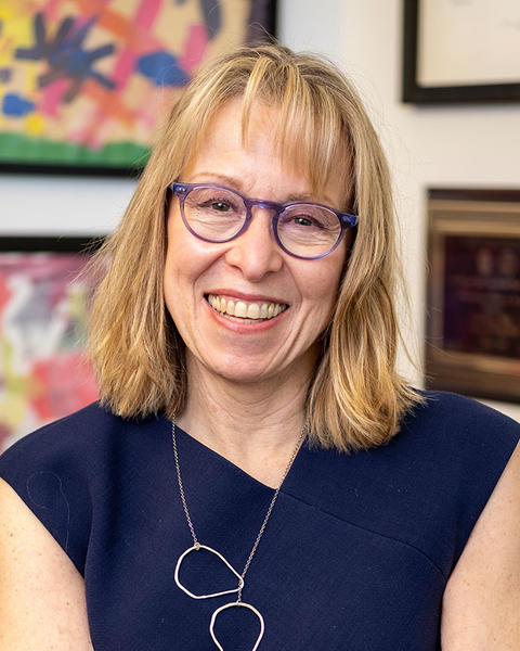 Headshot of Vicki Rosen